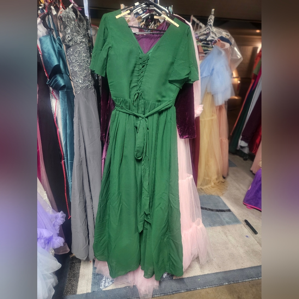 #62 NWOT green formal dress size 14 - Picture 2 of 2